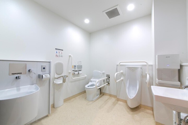 Room 15 of 35