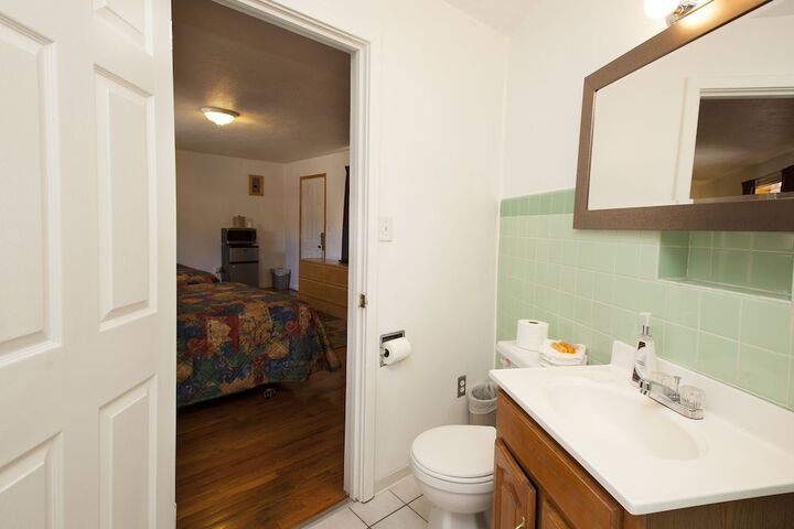 Room 18 of 25