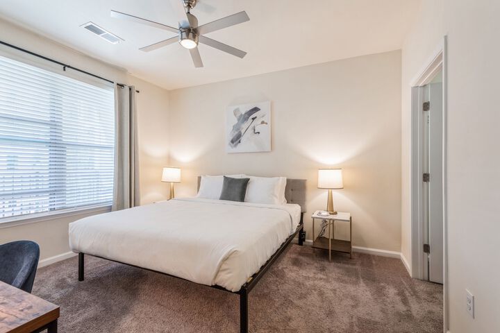 Room 21 of 28