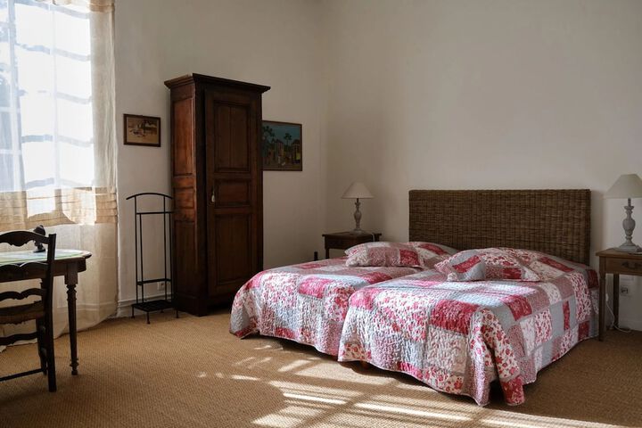 Room 12 of 52