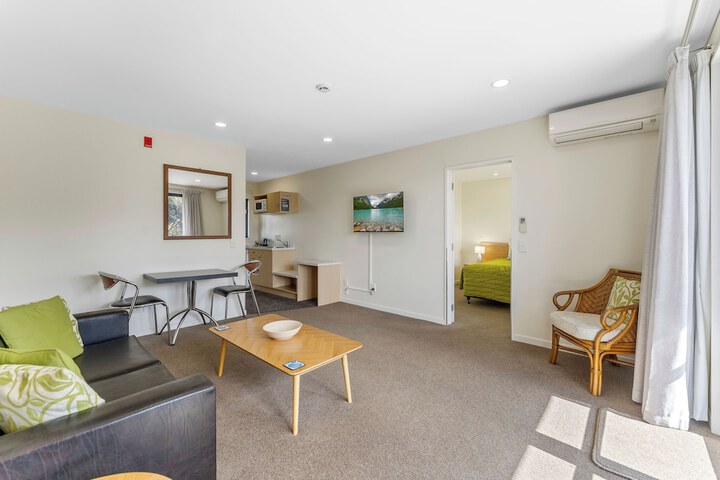 Room 20 of 37