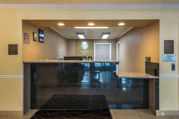 Hotel Interior 8 of 95