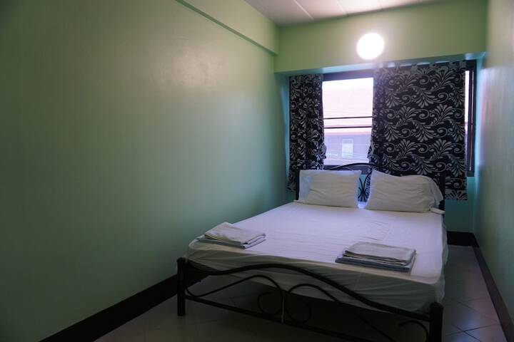 Room 12 of 49