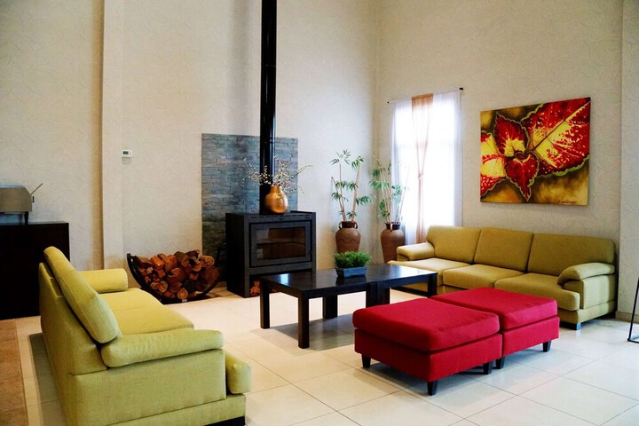 Lobby Entry