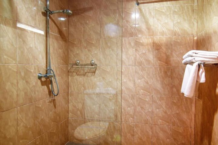 Room 20 of 32