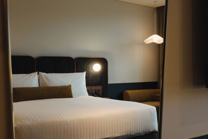 Room 14 of 101