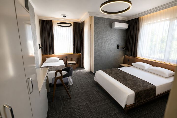 Room 26 of 55
