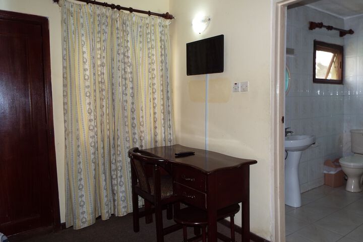 Room 31 of 45