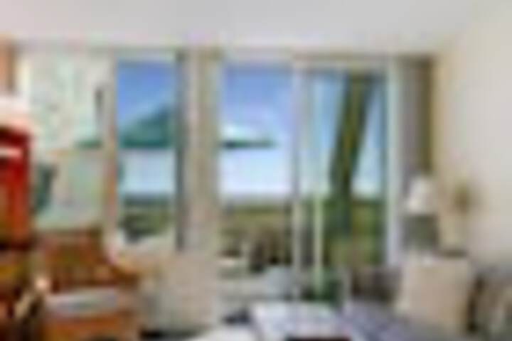Room 599 of 984