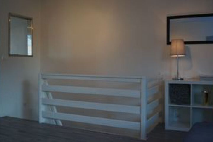 Room 10 of 30