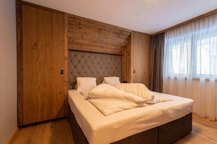 Room 7 of 39