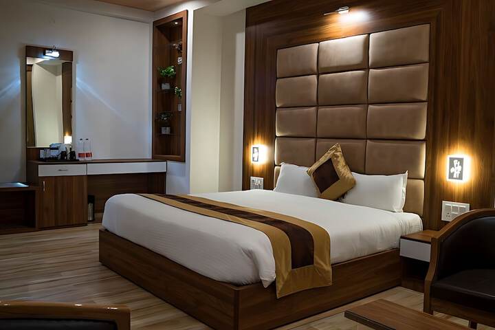Room 34 of 95