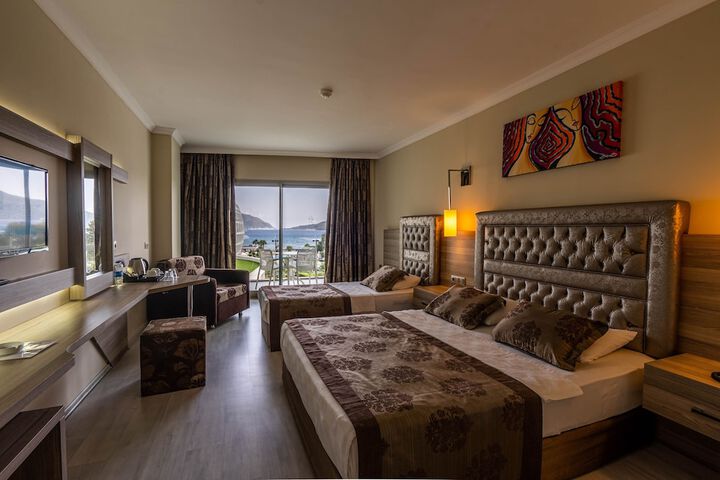 Room 14 of 50