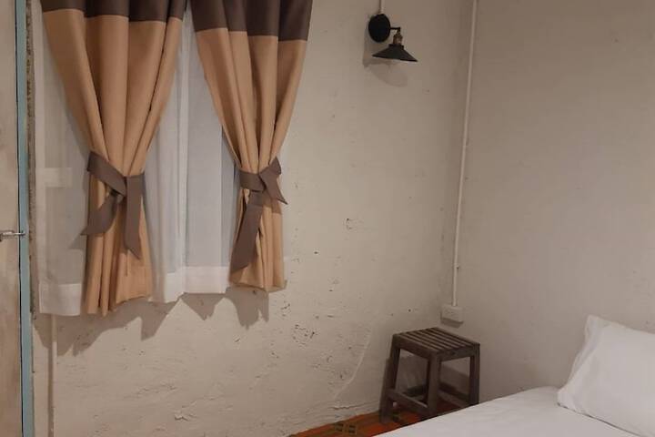 Room 16 of 41