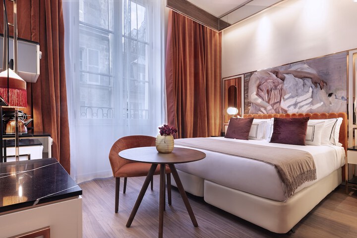 Room 28 of 129