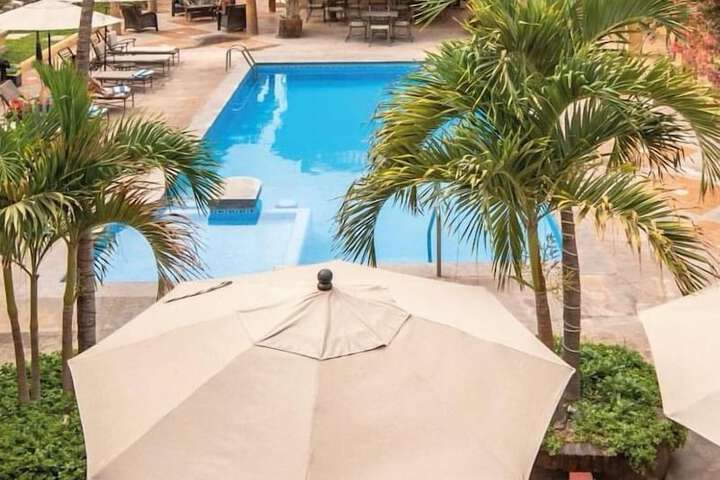 Pools & Facilities