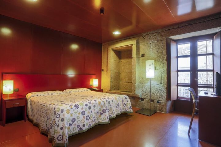 Room 9 of 45