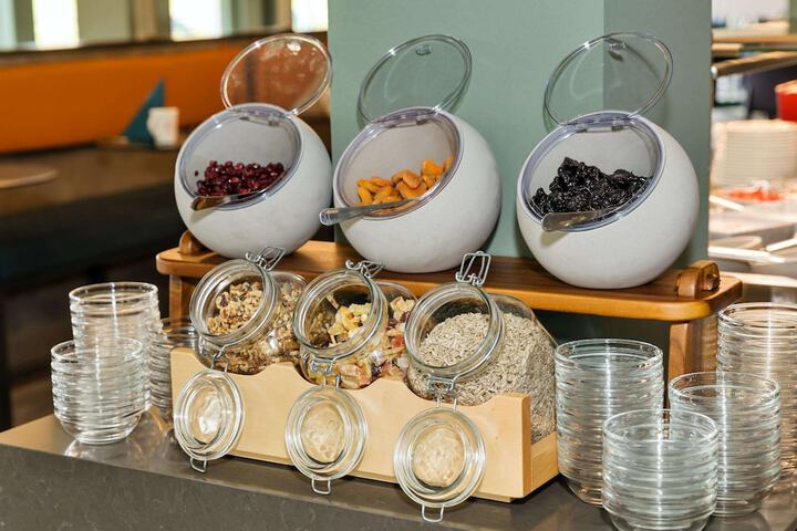 Breakfast/Coffee Service 52 of 78