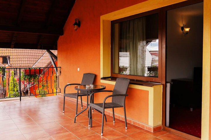 Terrace/Patio 176 of 191