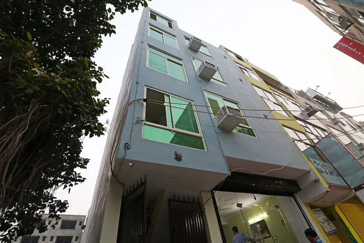 OYO FLAGSHIP 10045 HOTEL PEARL RESIDENCY