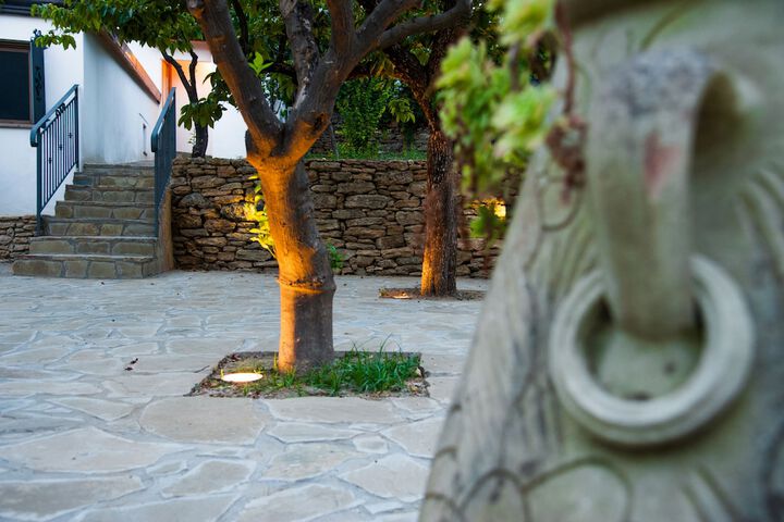 Hotel Entry