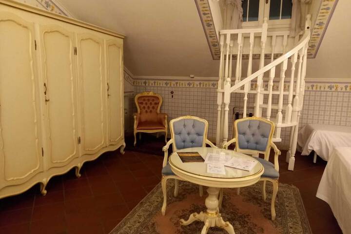 Room 21 of 65