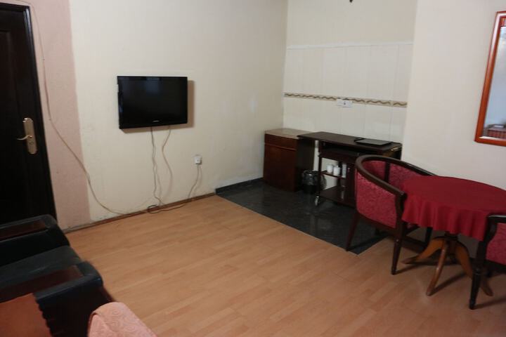 Room 33 of 54