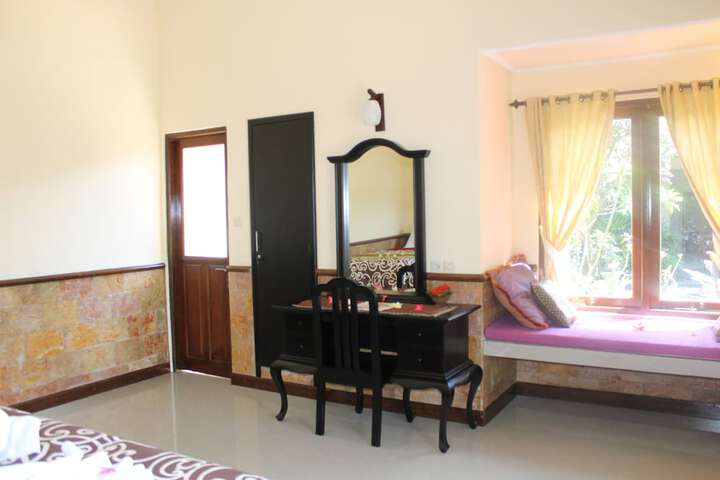 Room 16 of 105