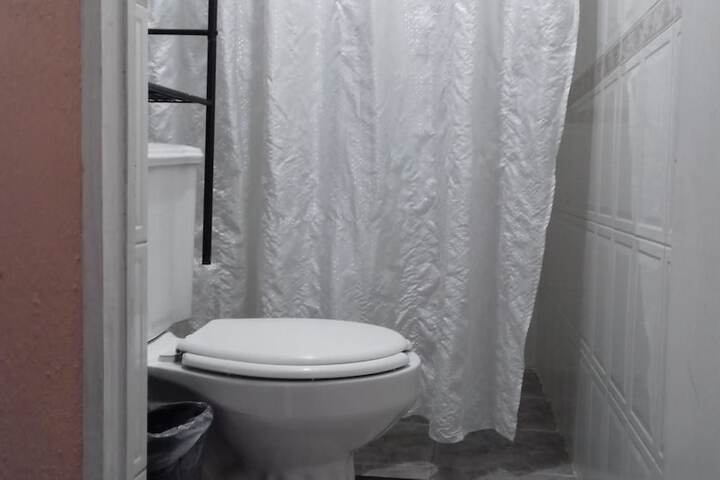 Room 16 of 25