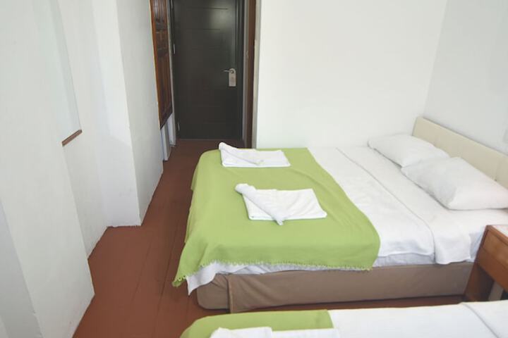 Room 3 of 23