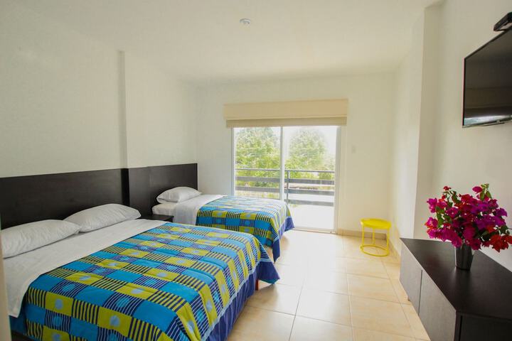 Room 8 of 39
