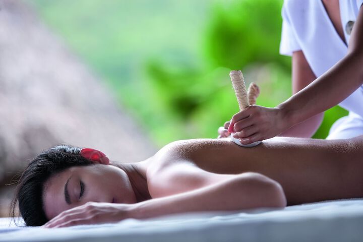 Spa 134 of 307