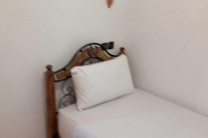Room 12 of 31