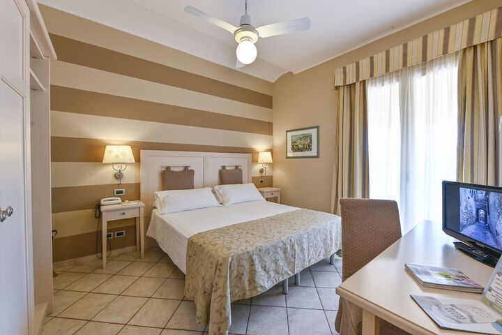 Room 20 of 75