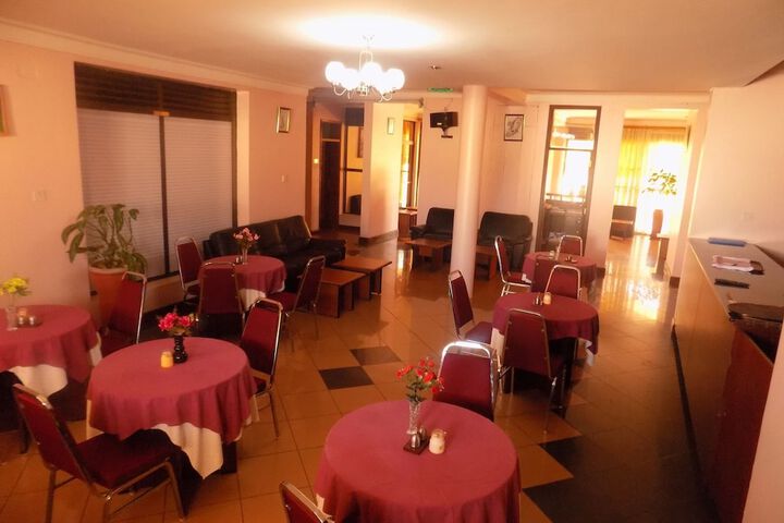 Dining 50 of 86