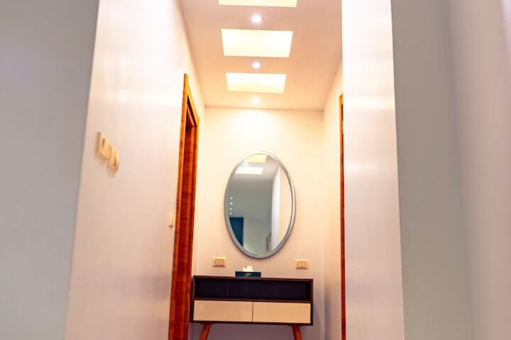 Room 25 of 158