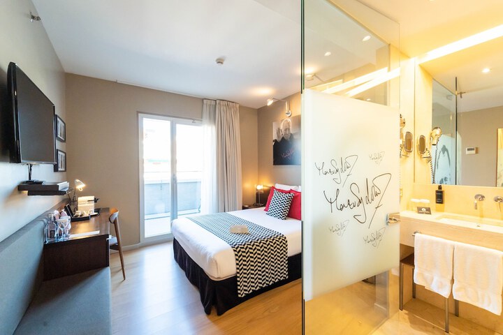 Room 38 of 94