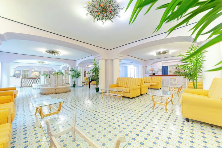 Hotel Interior 8 of 180