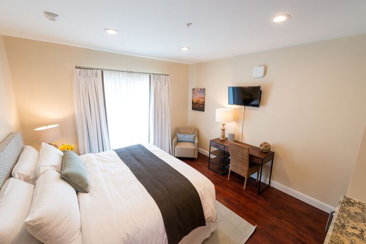 Room 3 of 97