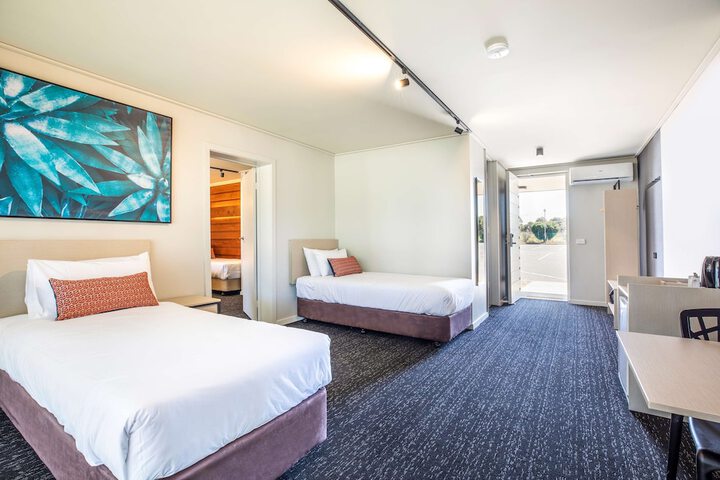 Room 12 of 47