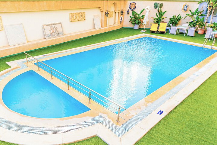 Pool 55 of 109