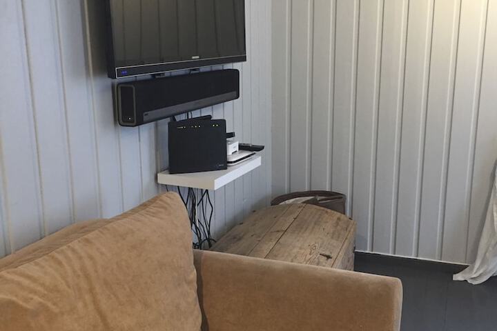 Room 10 of 22
