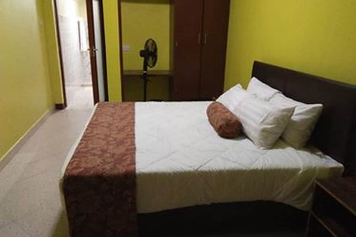 Room 3 of 4