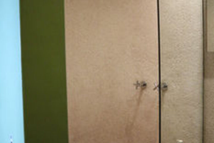Room 5 of 34