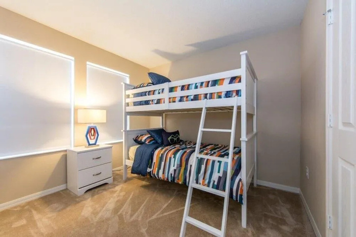 Room 5 of 23