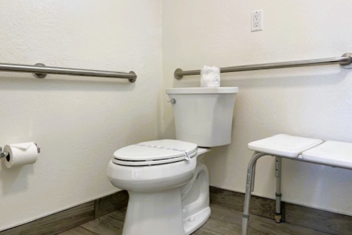 2 Double Beds Accessible (4 of 24)