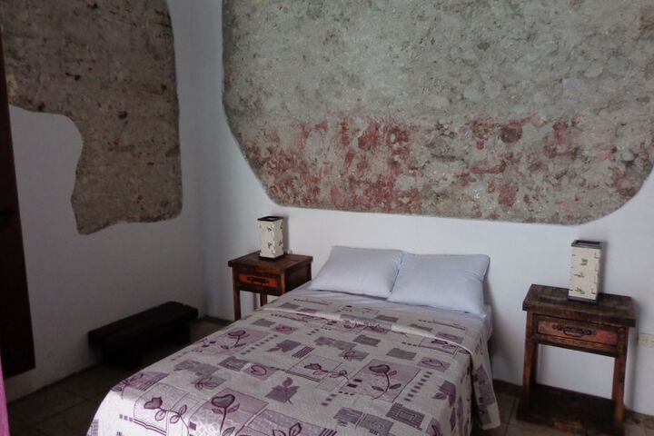 Room 16 of 46
