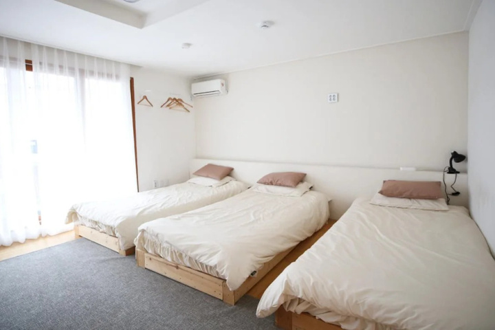 guest_rooms