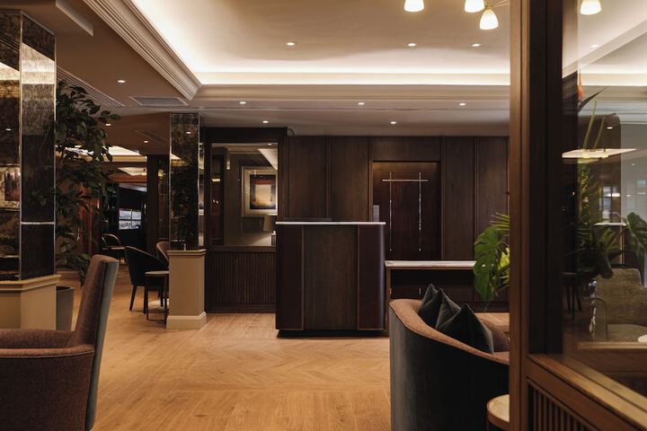 Hotel Interior 10 of 146