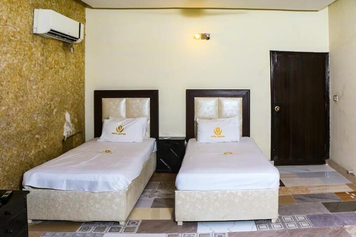 Room 20 of 68
